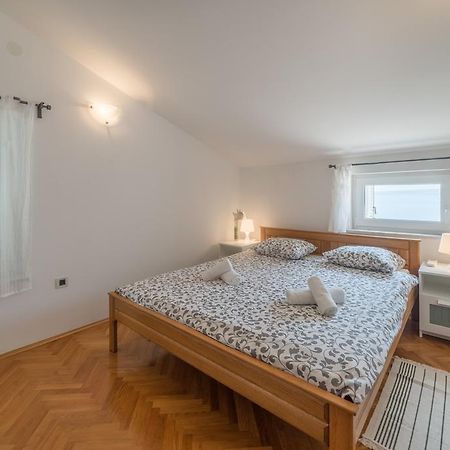 Seaside Apartment Barić Draga Eksteriør billede